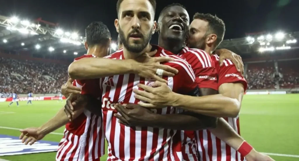 Olympiacos clinches a 1-0 win over Genk in the Europa League Qualifier.