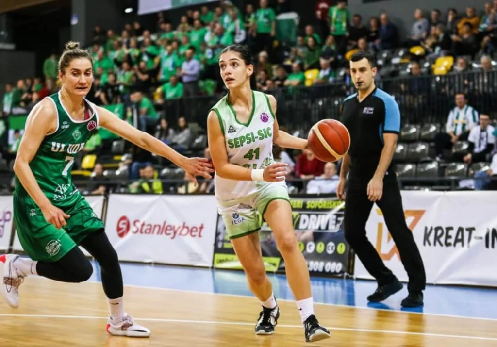 Bursa Uludag female basketball player in action.