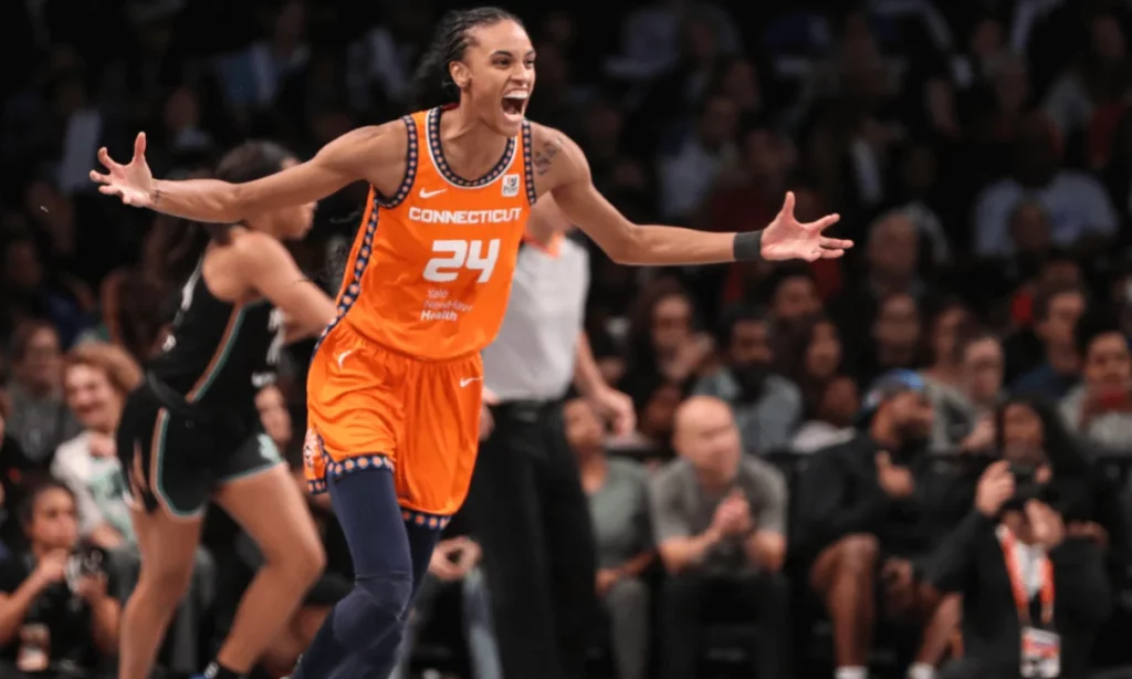 Liberty vs. Sun: Who has the WNBA Semifinal edge.