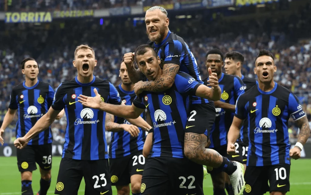 Inter Milan players celebrating a goal during the match.