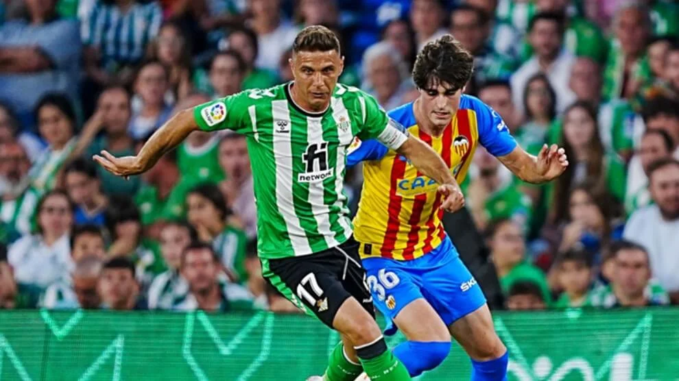 Betis vs Valencia: Expert predictions and key match insights.