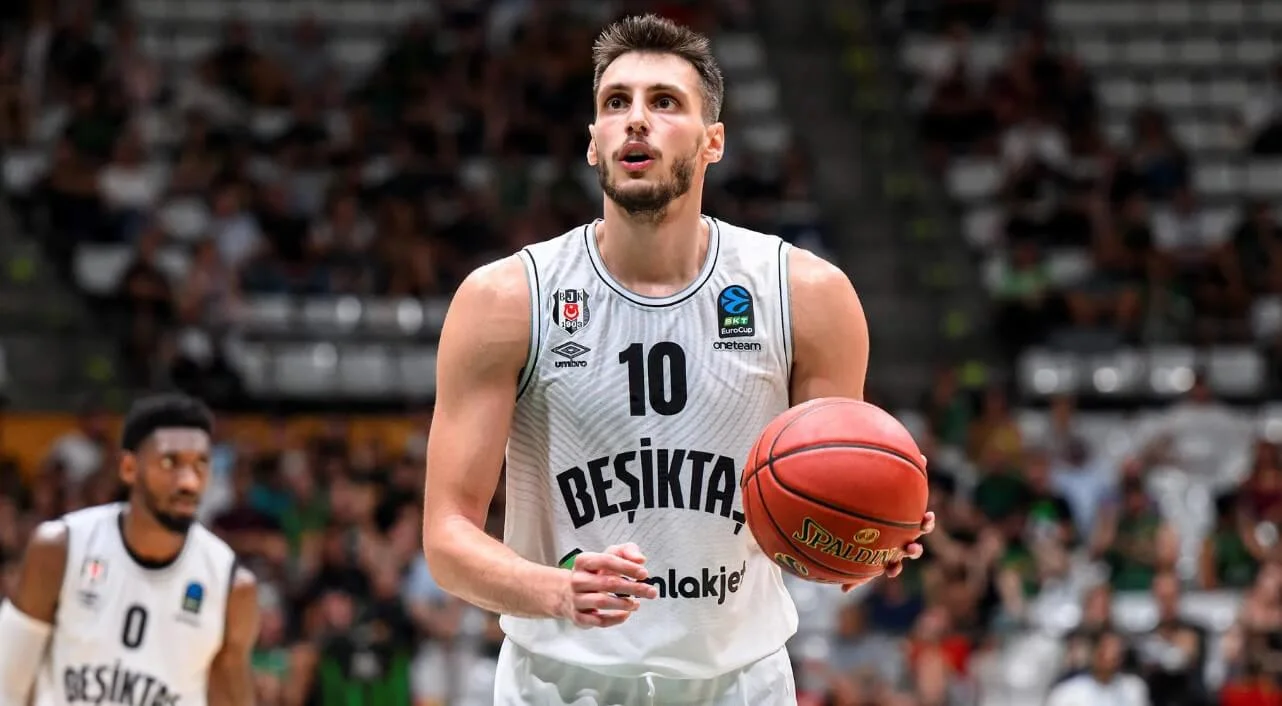 Besiktas Emlakjet Istanbul Roster