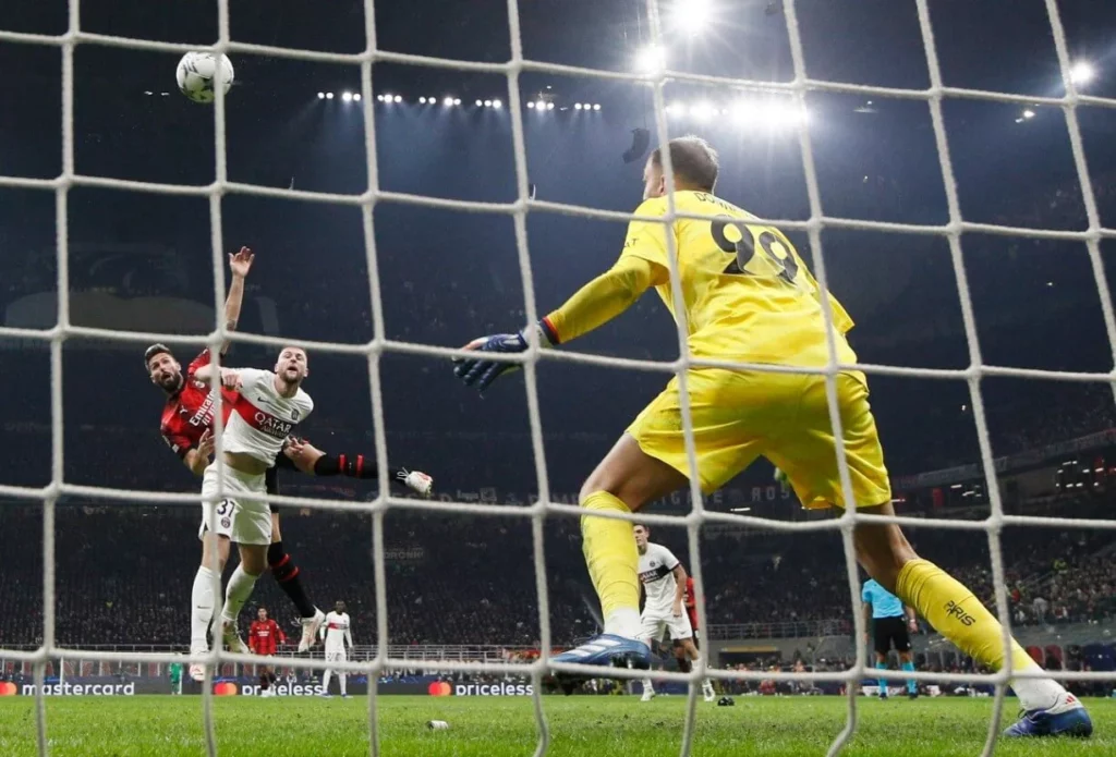Olivier Giroud finds the back of the net, outmaneuvering Paris St Germain's Gianluigi Donnarumma for the second score.
