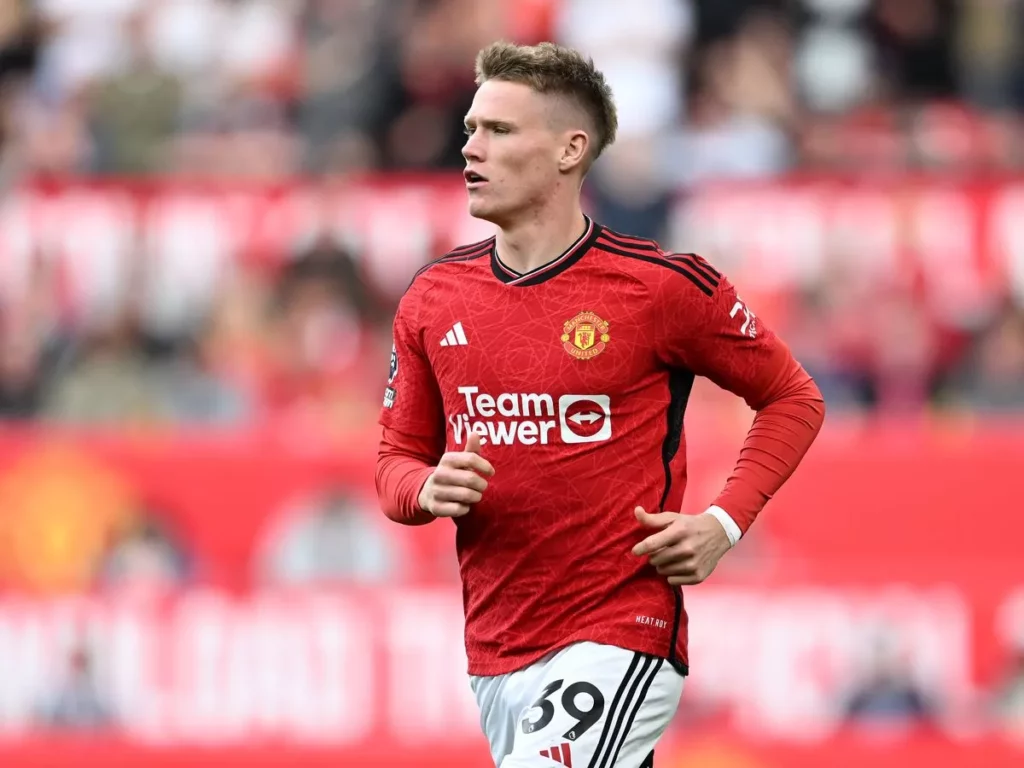 Scott McTominay-3