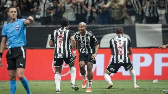 Atlético-MG vence River Plate e se aproxima da final da Libertadores