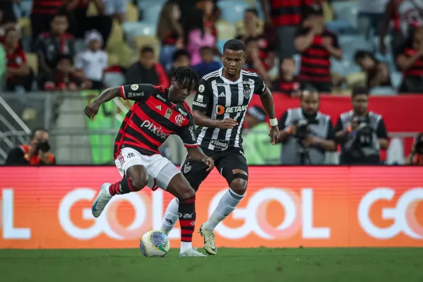 Flamengo e Atlético-MG empatam no Maracanã em jogo sem gols