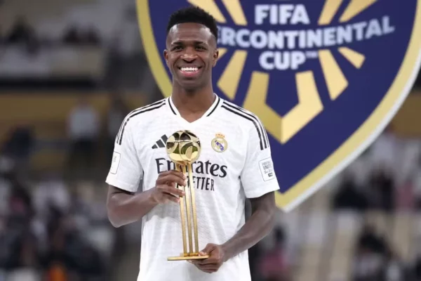 Vinícius Júnior Coroa Título com Gol e Assistência pelo Real Madrid