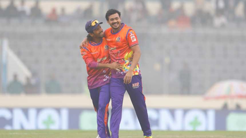 টিম দুর্বার রাজশাহী: বেতন না পেলে ম্যাচ বয়কটের হুমকি, বিসিবির কঠোর পদক্ষেপ