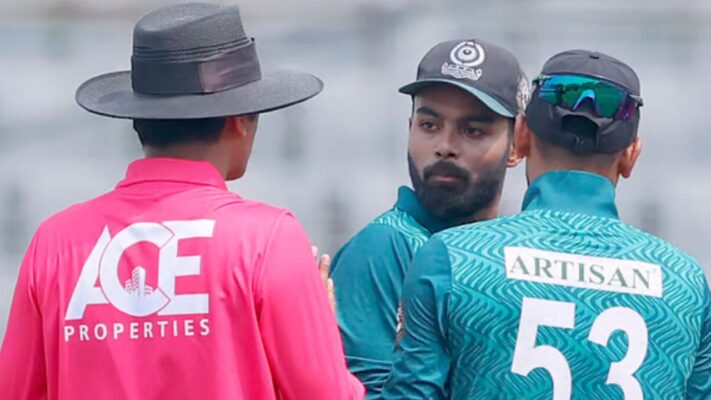 হৃদয়ের নিষেধাজ্ঞা কমানোয় সৈকতের প্রতিবাদ