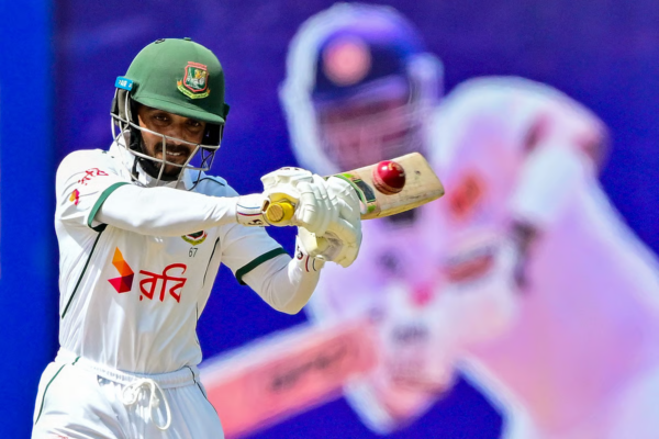 দুই হাতে বোলিংয়ের রত্নায়েকে: শ্রীলঙ্কার নতুন স্পিন তারকা বাংলাদেশের বিপক্ষে অভিষেকে ধরলেন ২ উইকেট