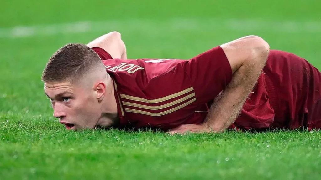 Довбик і дедлайн трансферного вікна: переговори Роми та Мілану зайшли в глухий кут