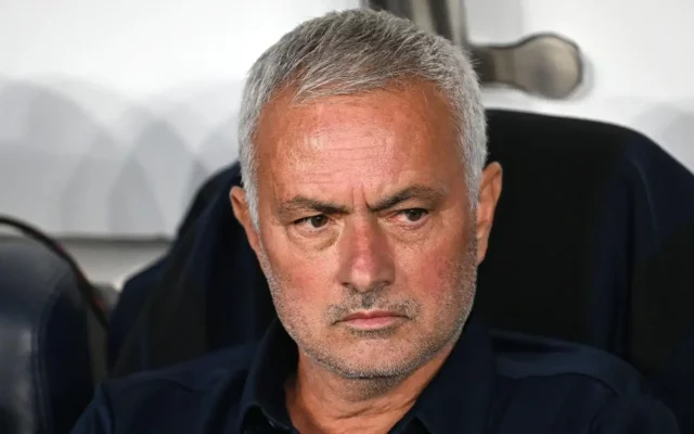 Моуринью может возглавить «Бенфику»