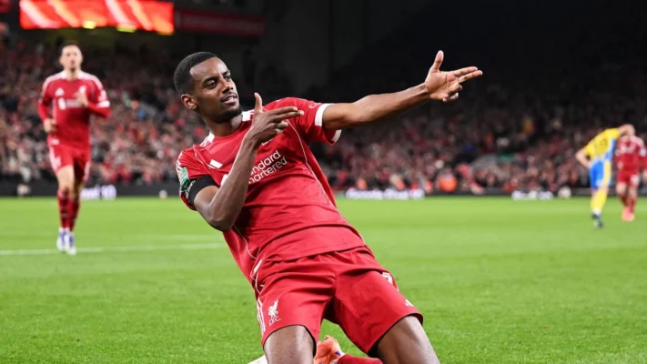 Liverpool 2:1 Southampton: Isak and Ekitike fire Reds into Carabao Cup fourth round