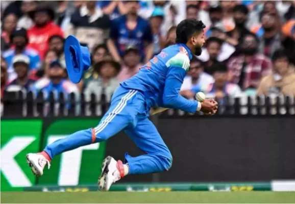 श्रेयस अय्यर की चोट गंभीर, सिडनी के अस्पताल में ICU में भर्ती