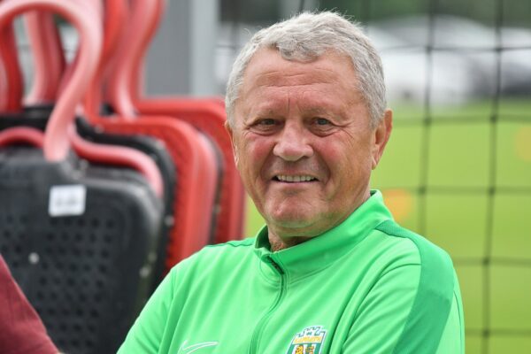 Маркевич спрогнозировал победу Шахтера над Легией в Лиге конференций