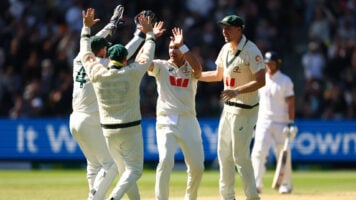 অ্যাশেজ চতুর্থ টেস্ট: জশ টংয়ের তোপে অস্ট্রেলিয়া ১৫২ রানে গুটিয়ে গেল