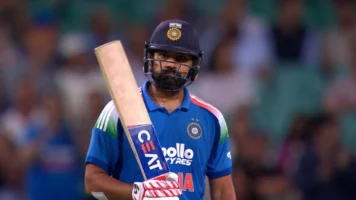 IND vs SA: दो मैचों में 153 रन दूर, रोहित शर्मा लिख सकते हैं नया ODI इतिहास