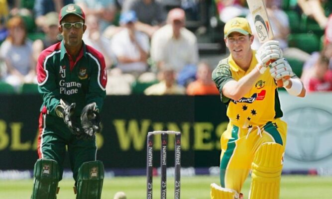 অস্ট্রেলিয়ার বিশ্বকাপজয়ী ক্রিকেটার ডেমিয়েন মার্টিন কোমায়