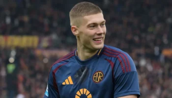 Фенербахче интересуется Артемом Довбиком