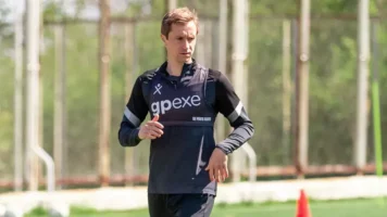 Александрия укрепляет защиту опытным Богданом Бутко