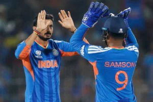 জিম্বাবুয়েকে বিধ্বস্ত করে সেমির আশা বাঁচিয়ে রাখল ভারত