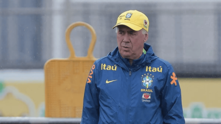 Анчелотті відзначив прогрес Вінісіуса в плані поведінки на полі