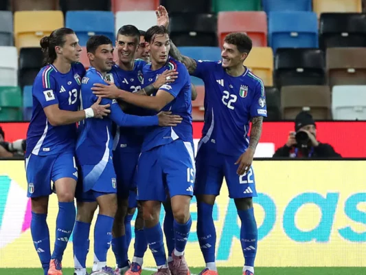 Italia revive el miedo de las repescas antes de otro examen decisivo