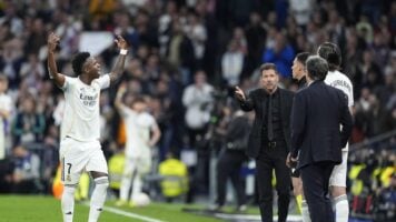 Vinicius se cobra la cuenta pendiente con Simeone después de su gran noche en el derbi