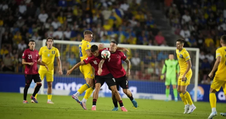 Букмекеры чуть выше оценивают шансы Украины перед матчем с Албанией