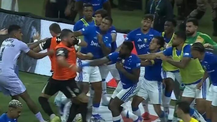 Brutal brawl mars Mineiro final as 23 red cards hit Cruzeiro and Atlético