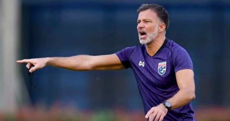 ฮัดสันกระตุ้นแข้งทีมชาติไทยโชว์ฟอร์ม ก่อนประกาศรายชื่อบู๊เติร์กเมนิสถาน