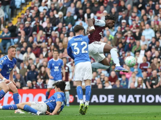 Sunderland show heart in seven goal battle at Villa Park