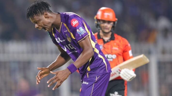 IPL 2026 के बीच KKR को झटका, ब्लेसिंग मुजरबानी पर दो साल का बैन