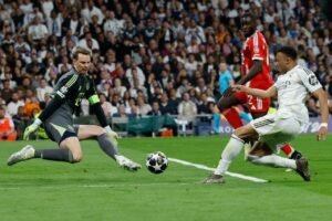 নয়্যারের দারুণ নৈপুণ্যে মুগ্ধ কোম্পানি, বার্নাব্যুর জয়ে স্বস্তিতে বায়ার্ন