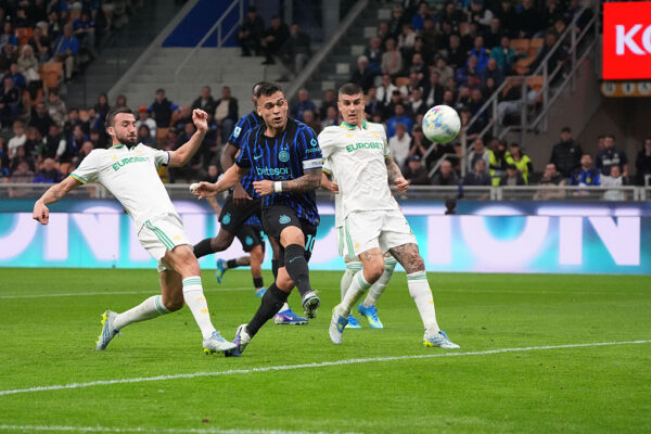 Гольова феєрія: Інтер впевнено обіграв Рому 5:2