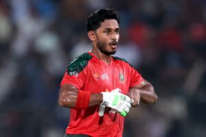 তানজিদকে টেস্ট দলে নেওয়ার কারণ ব্যাখ্যা করলেন বাশার