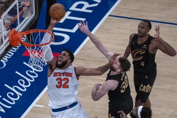 Knicks logran una de las remontadas más impresionantes del siglo