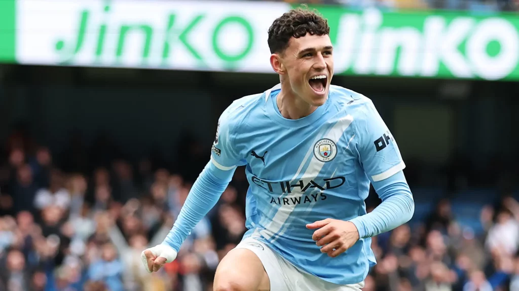 Foden’s new City deal divides fans amid questions over his future